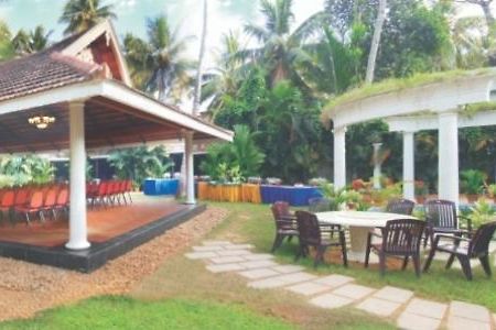 Hotel Chanakya Thiruvananthapuram Esterno foto