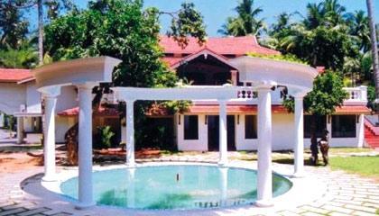 Hotel Chanakya Thiruvananthapuram Esterno foto