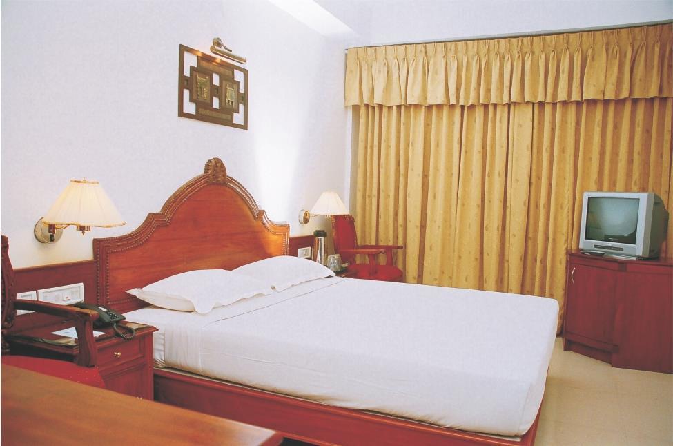 Hotel Chanakya Thiruvananthapuram Esterno foto