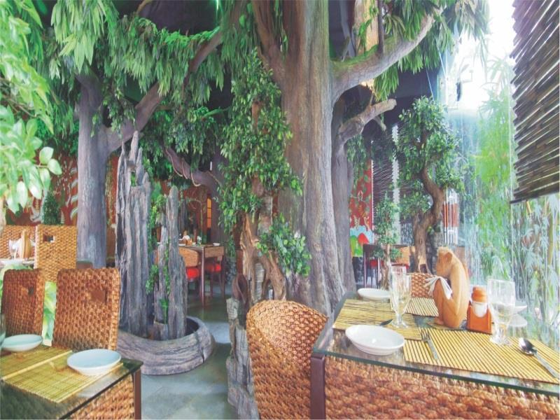 Hotel Chanakya Thiruvananthapuram Esterno foto